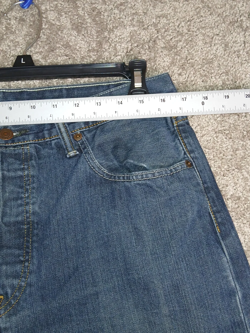 Levis classic straight